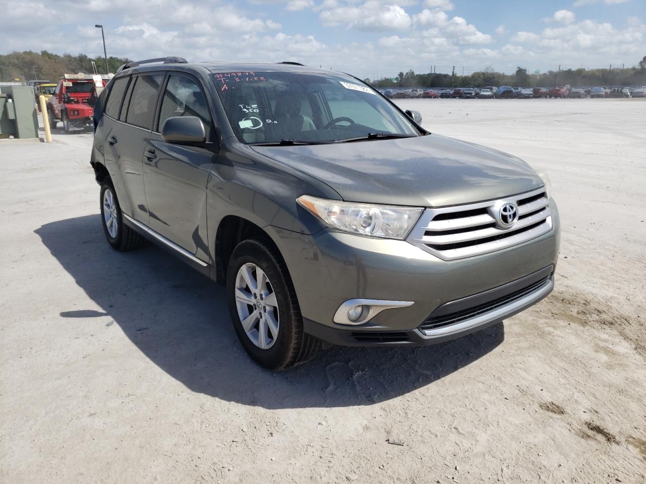 TOYOTA HIGHLANDER 2012 with VIN 5TDZK3EH4CS058762 - Photo from auction