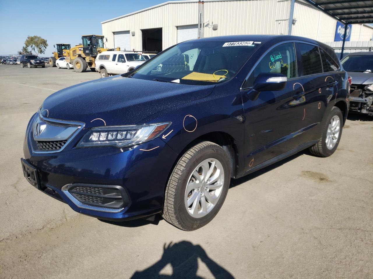 Photo 2 from auction – 2016 ACURA RDX TECHNO with VIN 5J8TB3H58GL018152