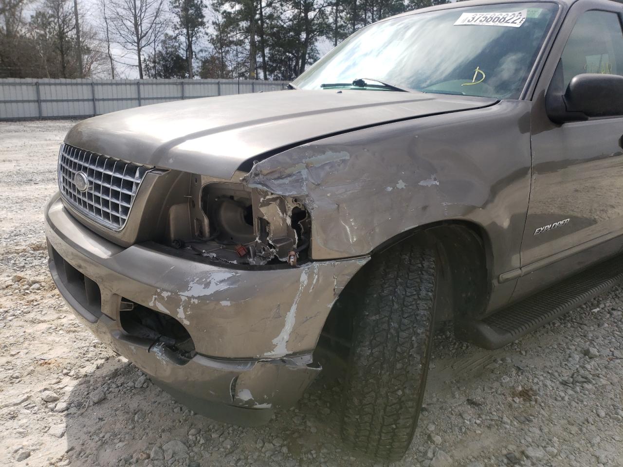Фото 9 с аукциона – 2004 FORD EXPLOR XLT с VIN 1FMZU63K64UA64968