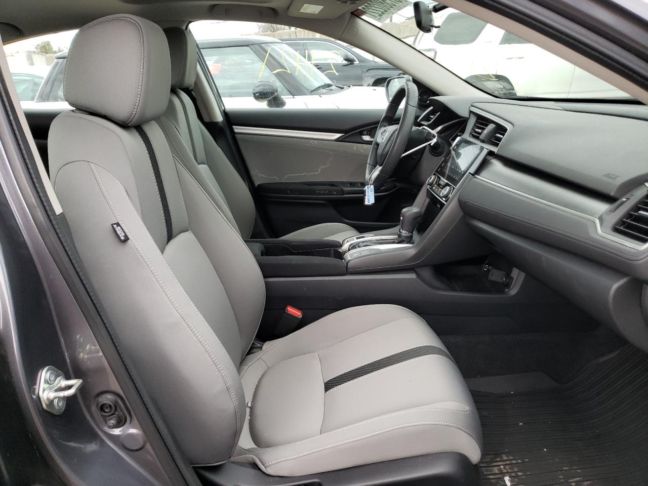 Photo 5 from auction – 2016 HONDA CIVIC EX with VIN 2HGFC2F70GH511944