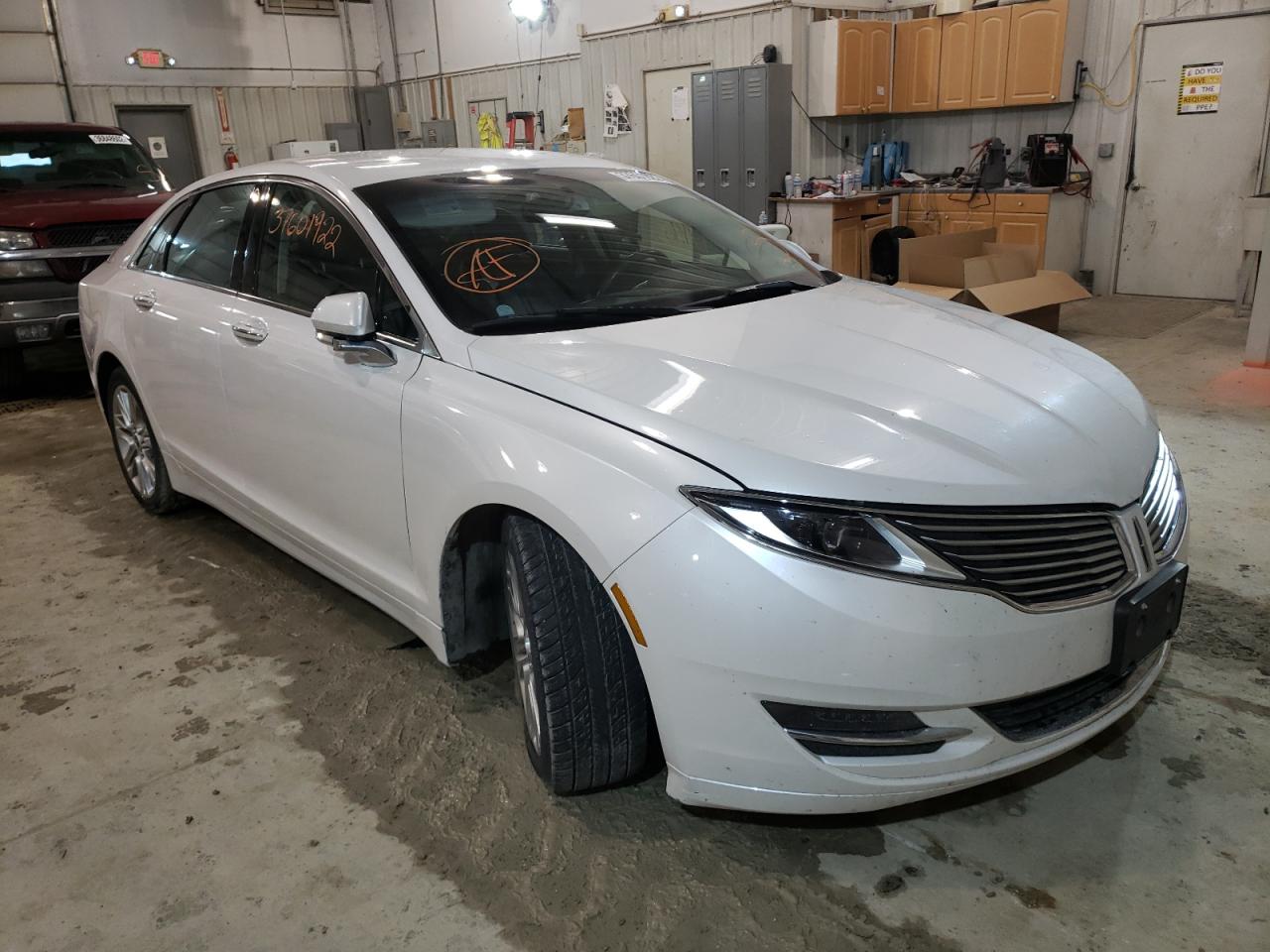 Photo 1 from auction – 2014 LINCOLN MKZ HYBRID with VIN 3LN6L2LU2ER807442