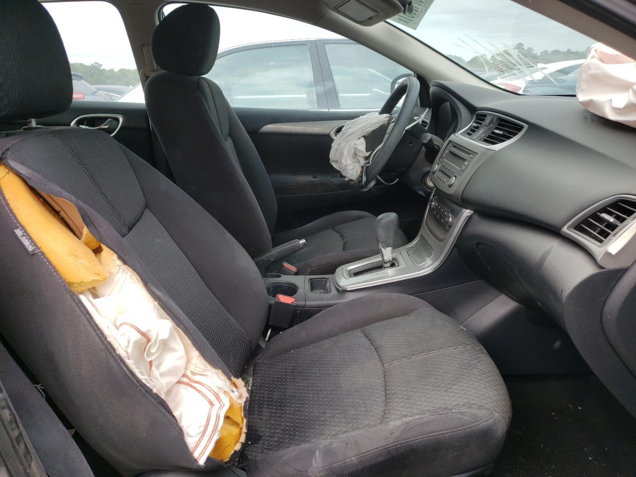 Photo 5 from auction – 2013 NISSAN SENTRA S with VIN 3N1AB7AP7DL722452