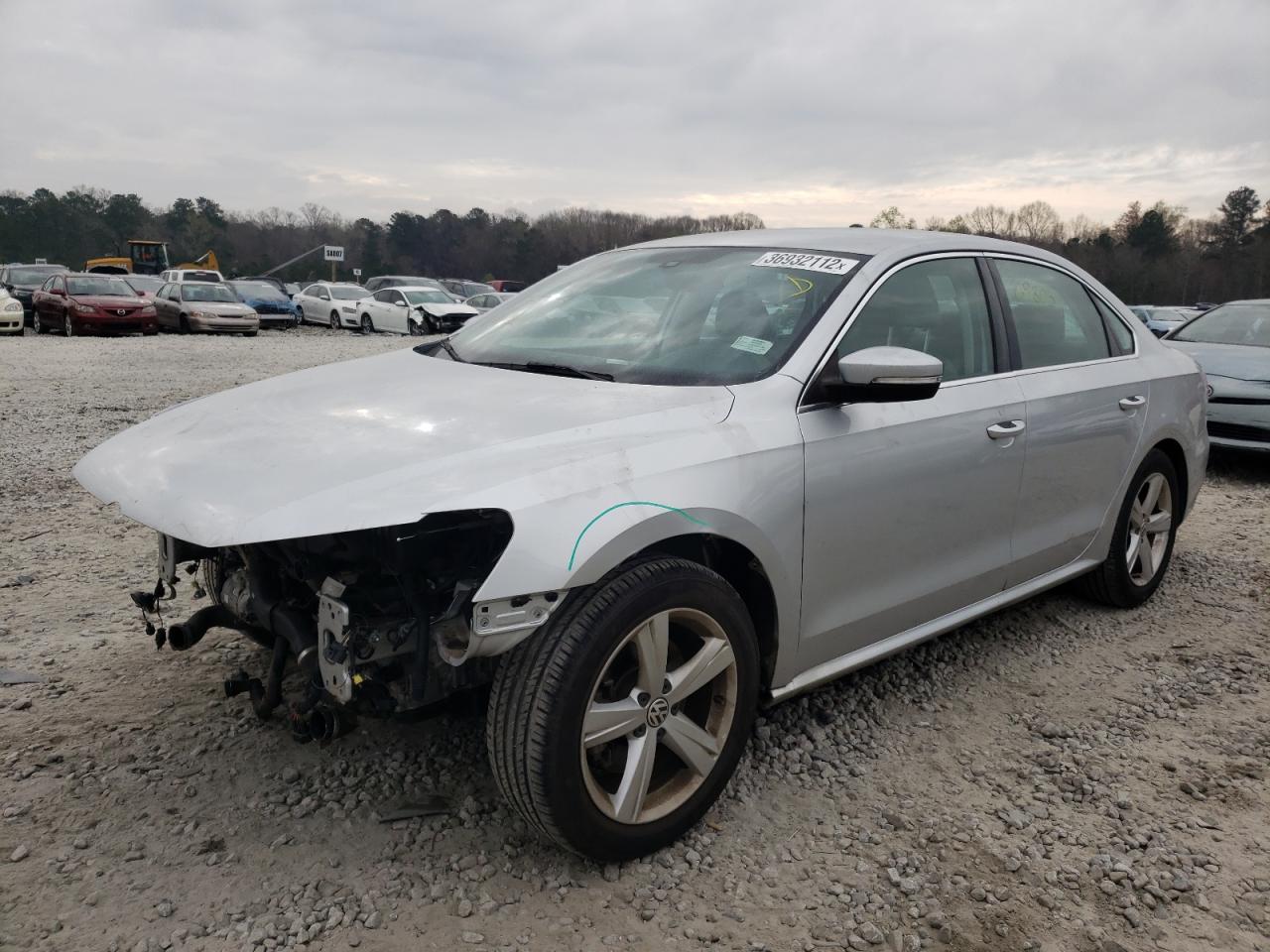 Photo 2 from auction – 2014 VOLKSWAGEN PASSAT SE with VIN 1VWBS7A34EC072066
