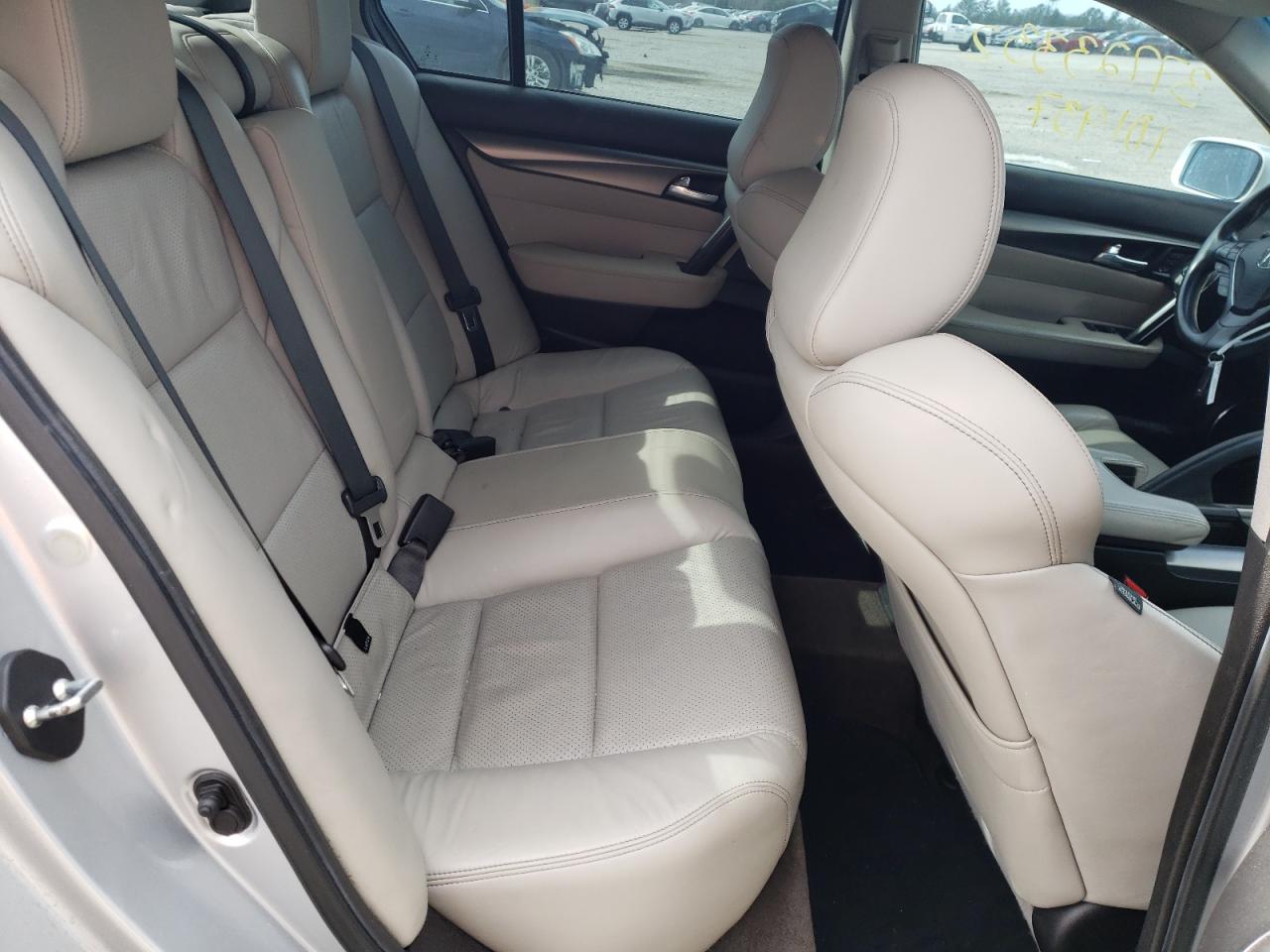 Photo 6 from auction – 2012 ACURA TL with VIN 19UUA9F51CA007044