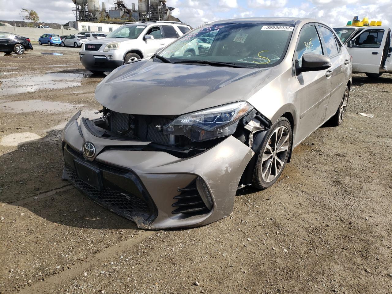 Photo 2 from auction – 2018 TOYOTA COROLLA L with VIN 5YFBURHE3JP772310