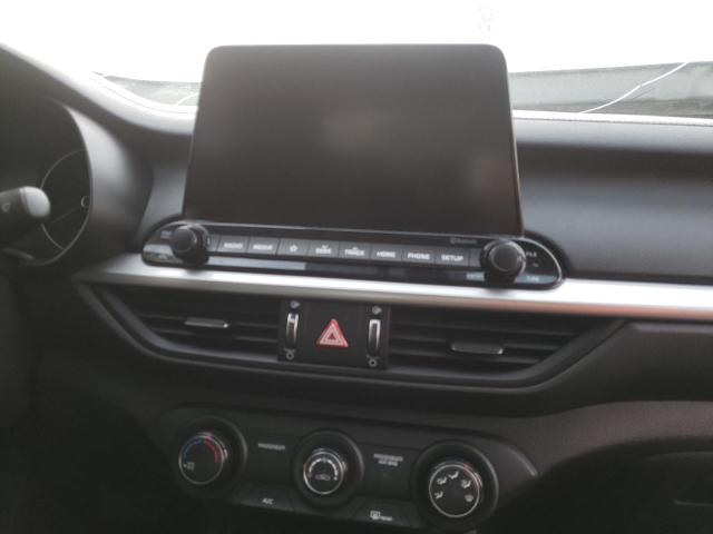 Photo 9 from auction – 2021 KIA FORTE FE with VIN 3KPF24AD6ME333801