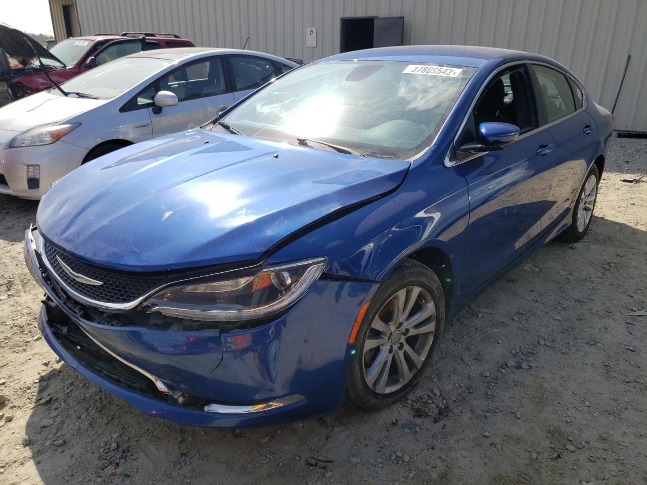 Photo 2 from auction – 2015 CHRYSLER 200 LIMITE with VIN 1C3CCCABXFN547931