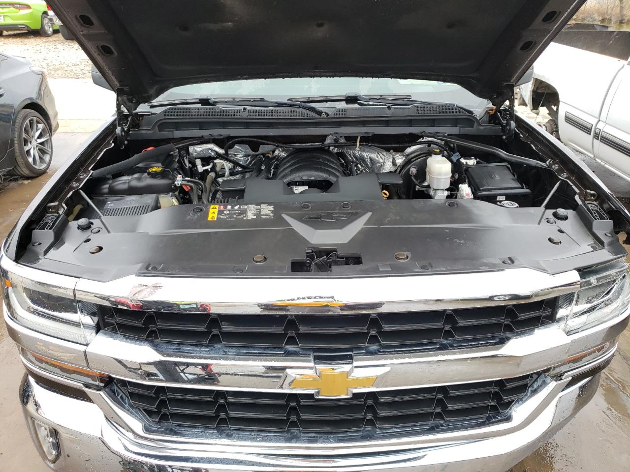 Photo 7 from auction – 2018 CHEVROLET SILVERADO with VIN 1GCRCREC7JZ264741
