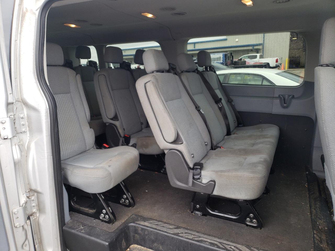 Photo 6 from auction – 2015 FORD TRANSIT T- with VIN 1FBZX2ZM7FKA25032