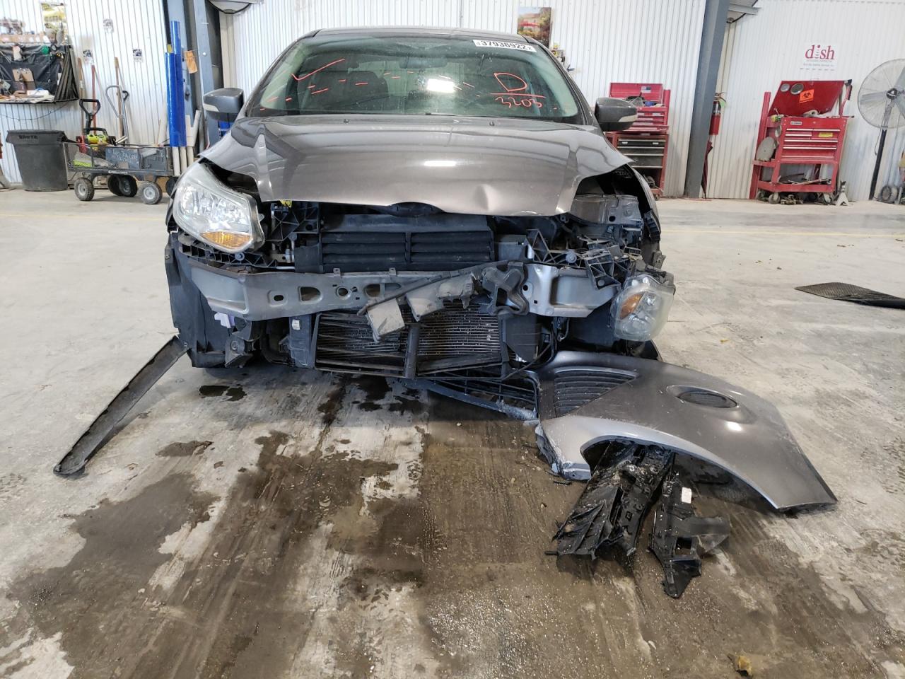 Photo 9 from auction – 2014 FORD FOCUS SE with VIN 1FADP3F22EL413203