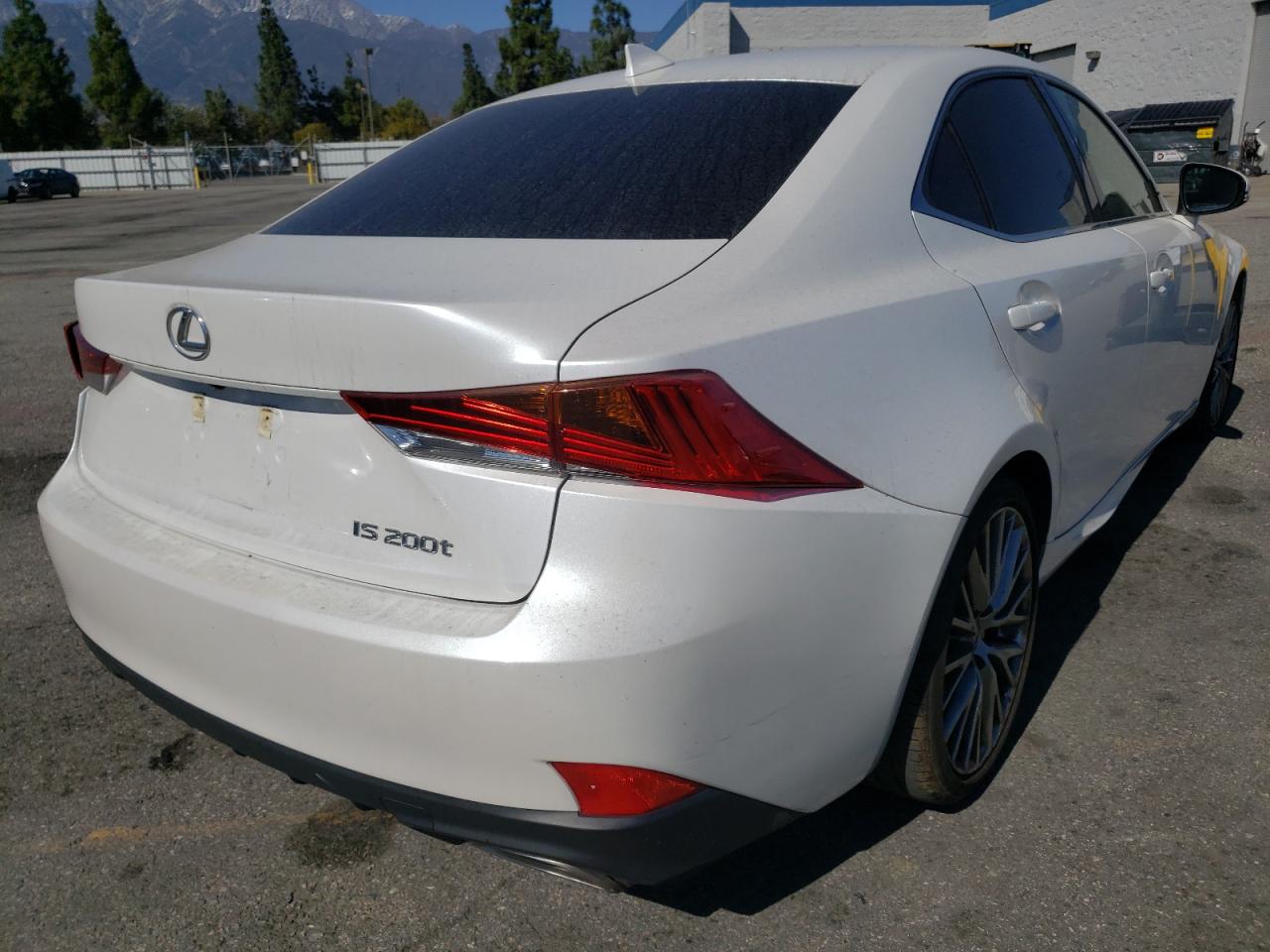 Photo 4 from auction – 2017 LEXUS IS 200T with VIN JTHBA1D23H5049276
