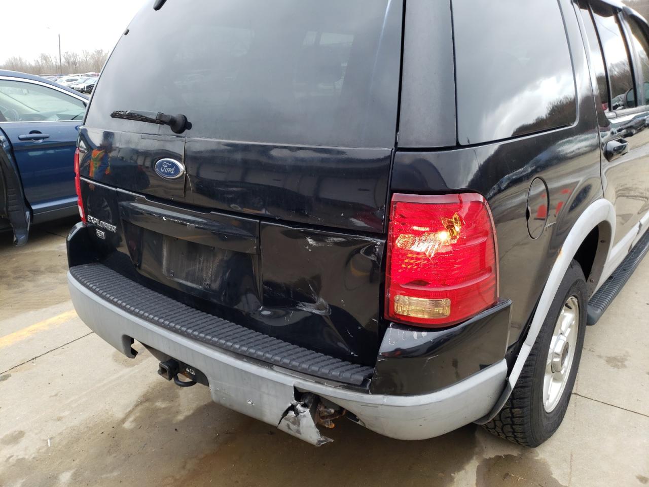 Photo 9 from auction – 2002 FORD EXPLORER X with VIN 1FMZU73E62UC31133