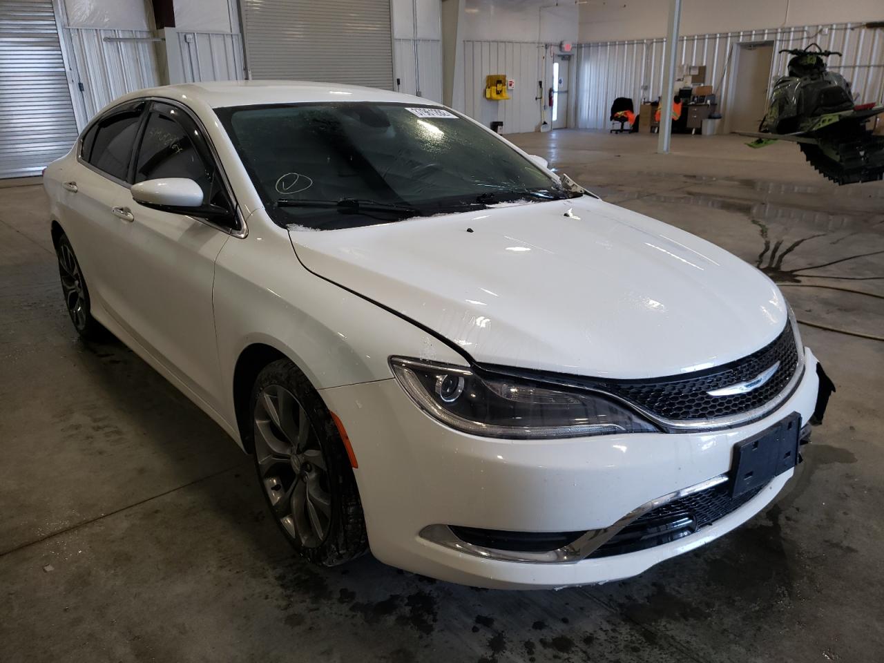 CHRYSLER 200 C 2015 con VIN 1C3CCCEG0FN540234 - Foto de la subasta