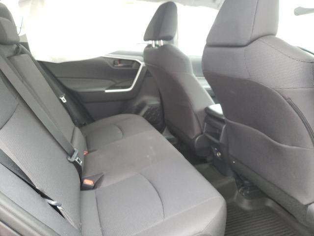 Photo 6 from auction – 2021 TOYOTA RAV4 LE with VIN 2T3F1RFV6MC237853