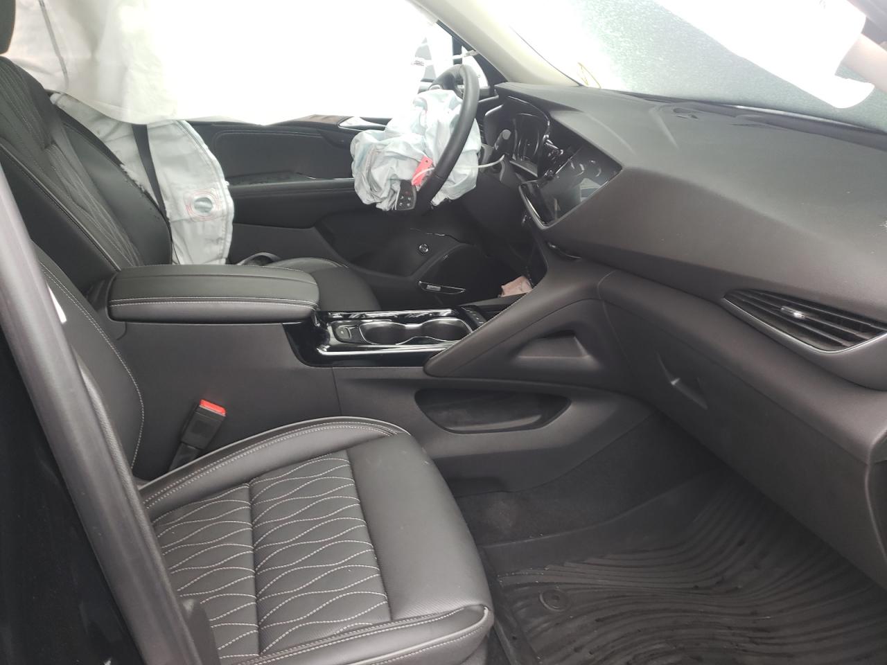 Photo 5 from auction – 2021 BUICK ENVISION A with VIN LRBFZSR46MD097087