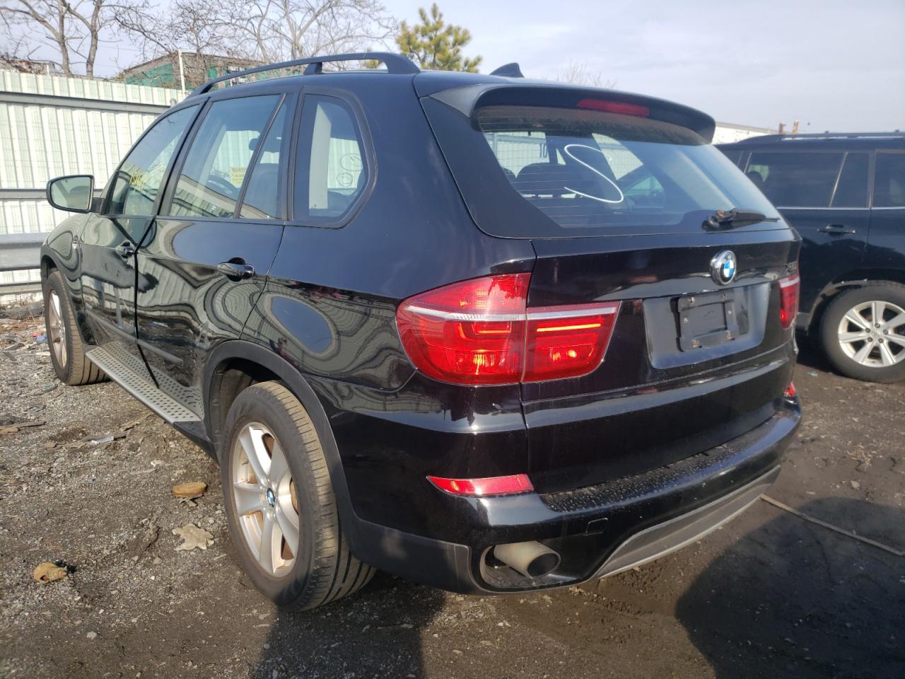 Photo 3 from auction – 2011 BMW X5 XDRIVE3 with VIN 5UXZV4C55BL415287