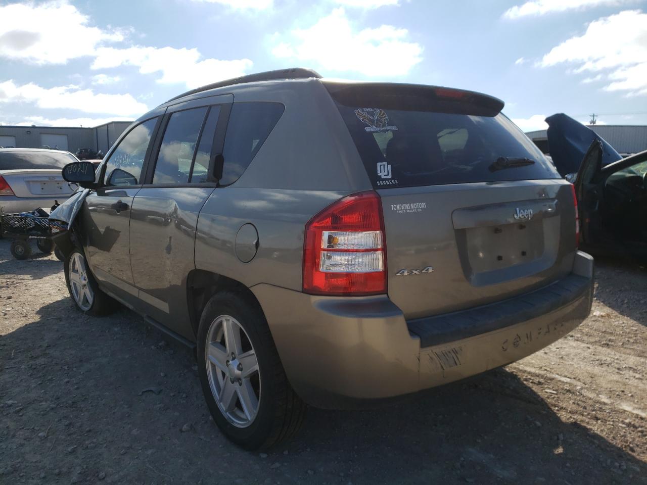 Photo 3 from auction – 2007 JEEP COMPASS with VIN 1J8FF47W17D285927