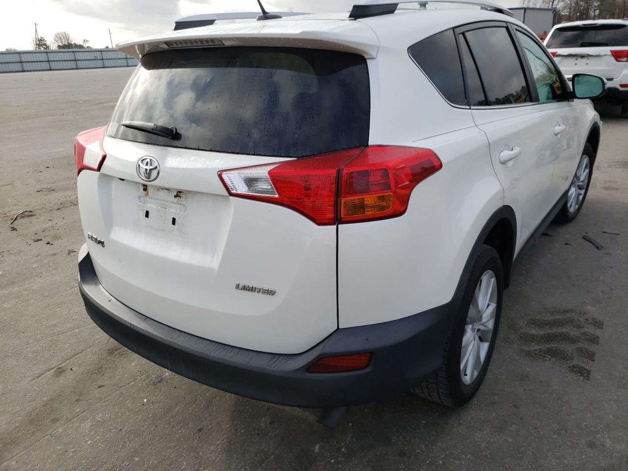 Photo 4 from auction – 2013 TOYOTA RAV4 LIMIT with VIN 2T3YFREV2DW047168