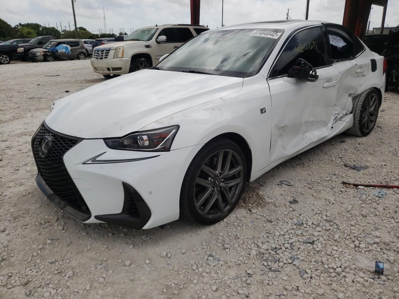Photo 2 from auction – 2018 LEXUS IS with VIN JTHBA1D25J5080342