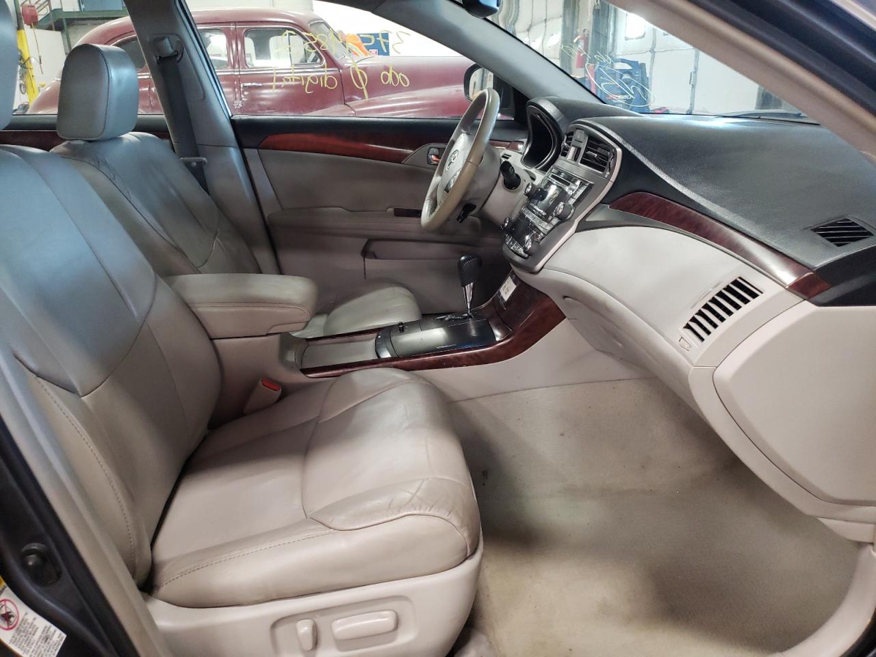 Photo 5 from auction – 2011 TOYOTA AVALON BAS with VIN 4T1BK3DB8BU373049