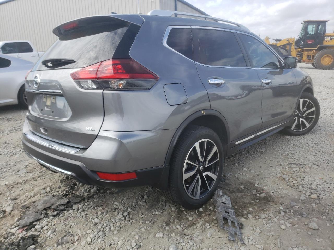 Photo 4 from auction – 2018 NISSAN ROGUE S with VIN JN8AT2MT5JW487811