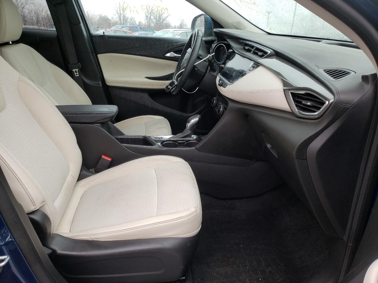 Photo 5 from auction – 2021 BUICK ENCORE GX with VIN KL4MMCSL1MB084347