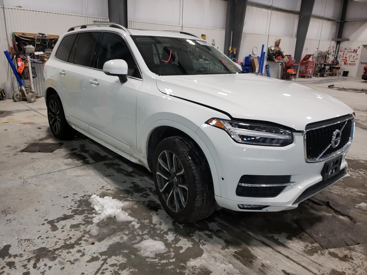 VOLVO XC90 T5 2018 with VIN YV4102PK8J1350282 - Photo from auction