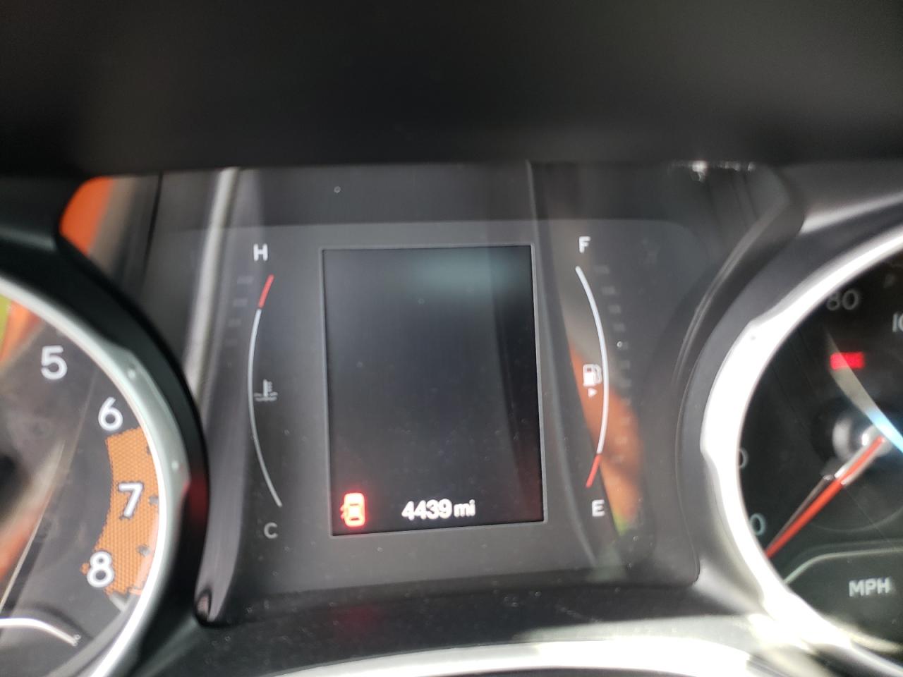 Photo 8 from auction – 2021 JEEP COMPASS LA with VIN 3C4NJCBB1MT523247