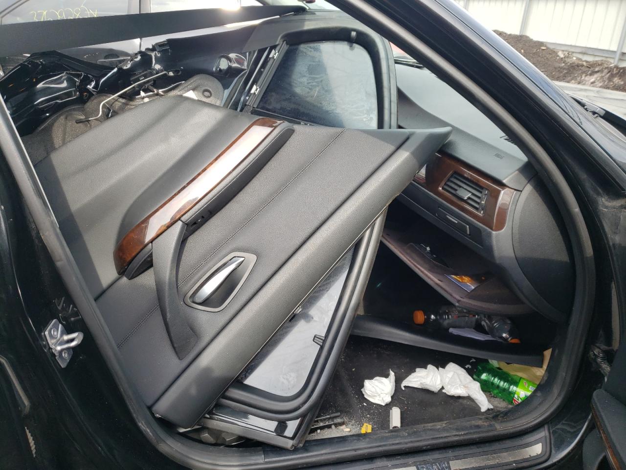 Photo 5 from auction – 2011 BMW 328 XI with VIN WBAPK7C57BA971631
