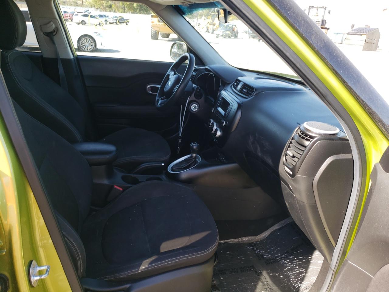 Photo 5 from auction – 2015 KIA SOUL with VIN KNDJN2A21F7805796