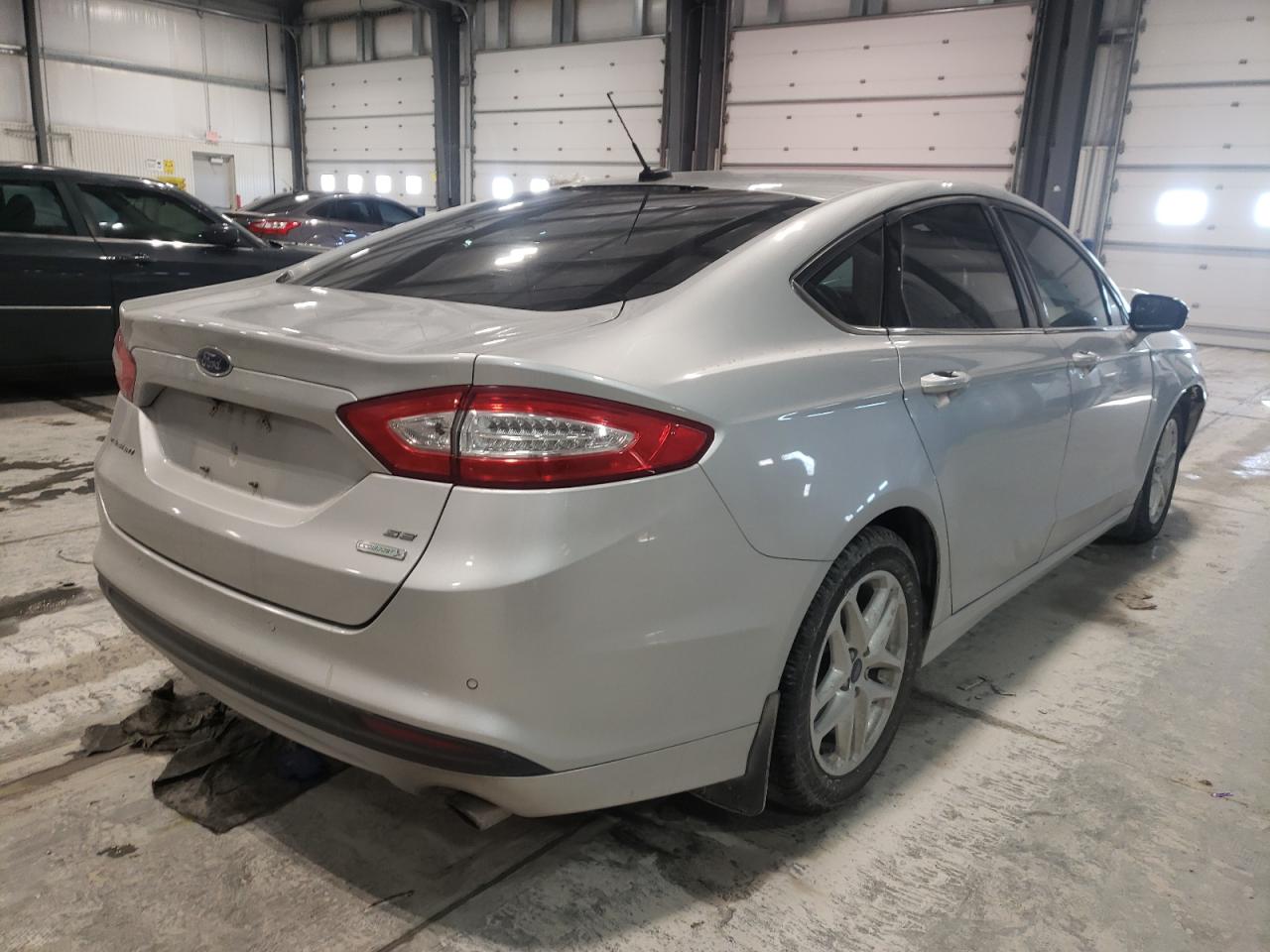 Photo 4 from auction – 2016 FORD FUSION SE with VIN 3FA6P0HD4GR214647