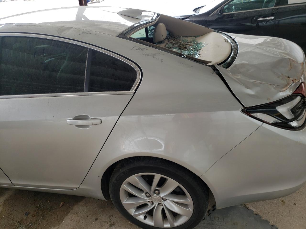 Photo 9 from auction – 2015 BUICK REGAL with VIN 2G4GK5EX0F9285143