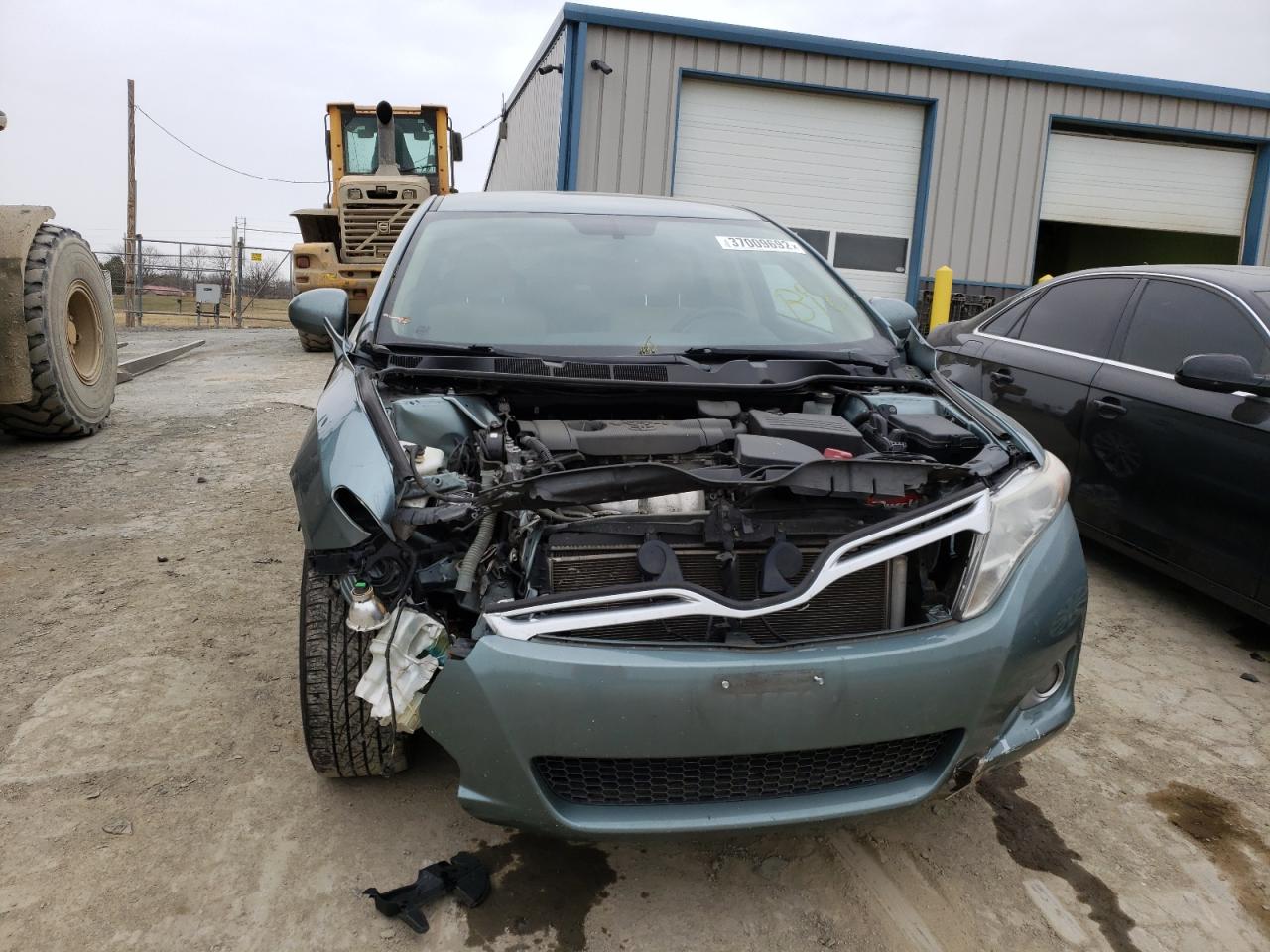 Photo 9 from auction – 2010 TOYOTA VENZA with VIN 4T3BA3BB4AU018164