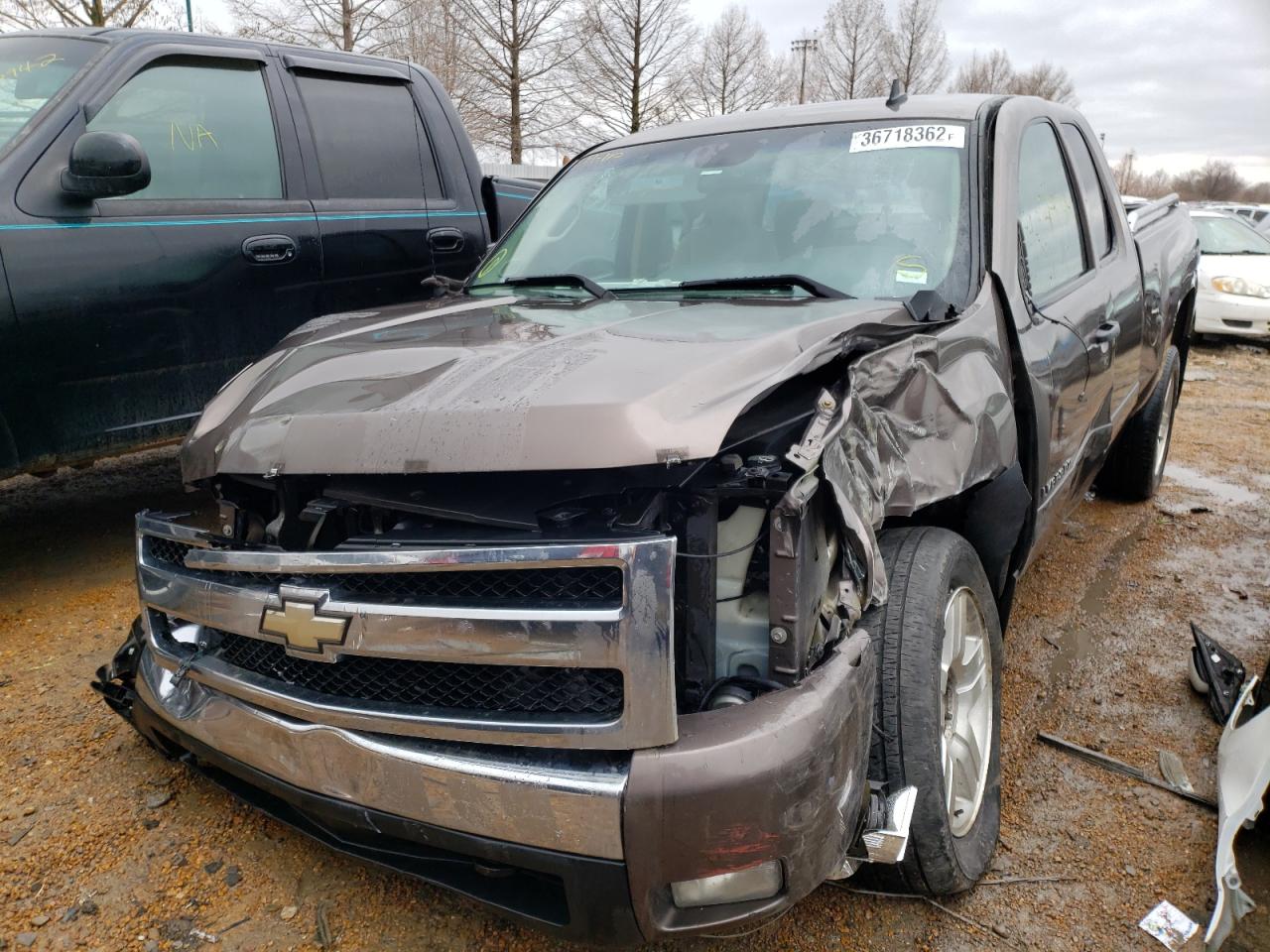 Zdjęcie 2 z aukcji – 2008 CHEVROLET SILVERADO z VIN 2GCEK19J981274055