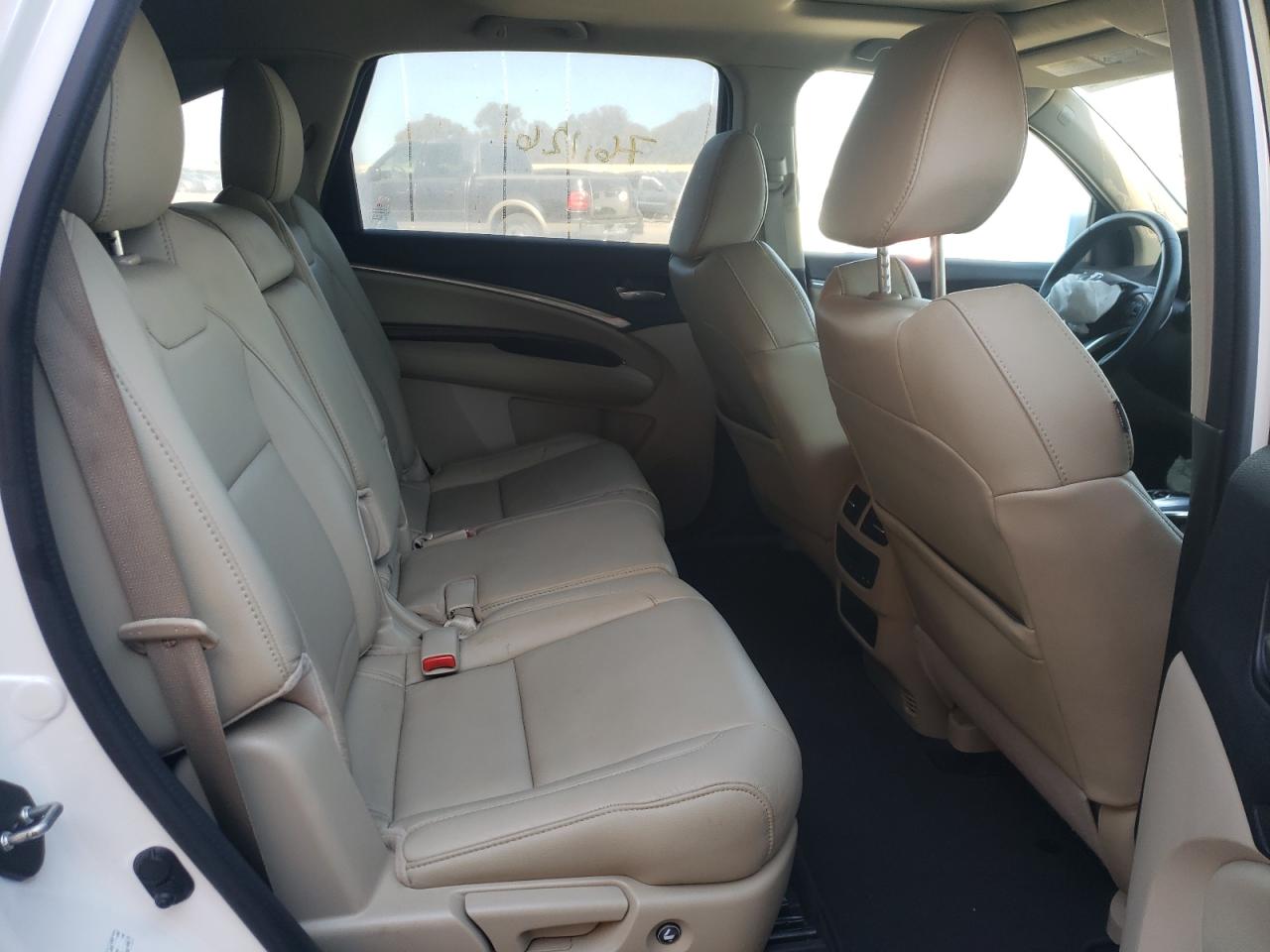 Photo 6 from auction – 2016 ACURA MDX with VIN 5FRYD3H25GB019197