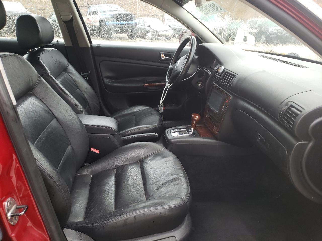 Photo 5 from auction – 2003 VOLKSWAGEN PASSAT GLX with VIN WVWTH63B73P456756