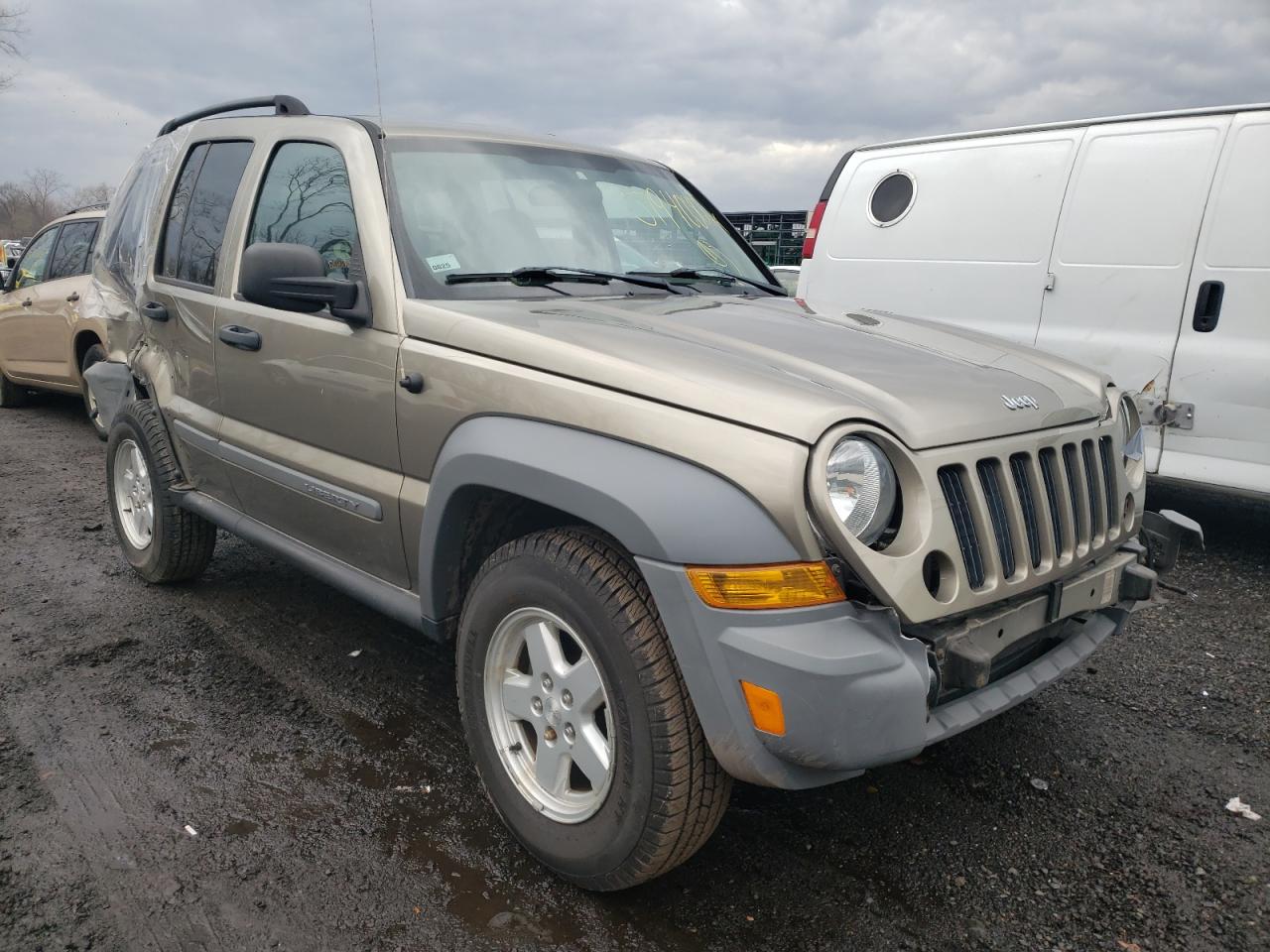 JEEP LIBERTY SP 2005 with VIN 1J4GL48K35W569801 - Photo from auction