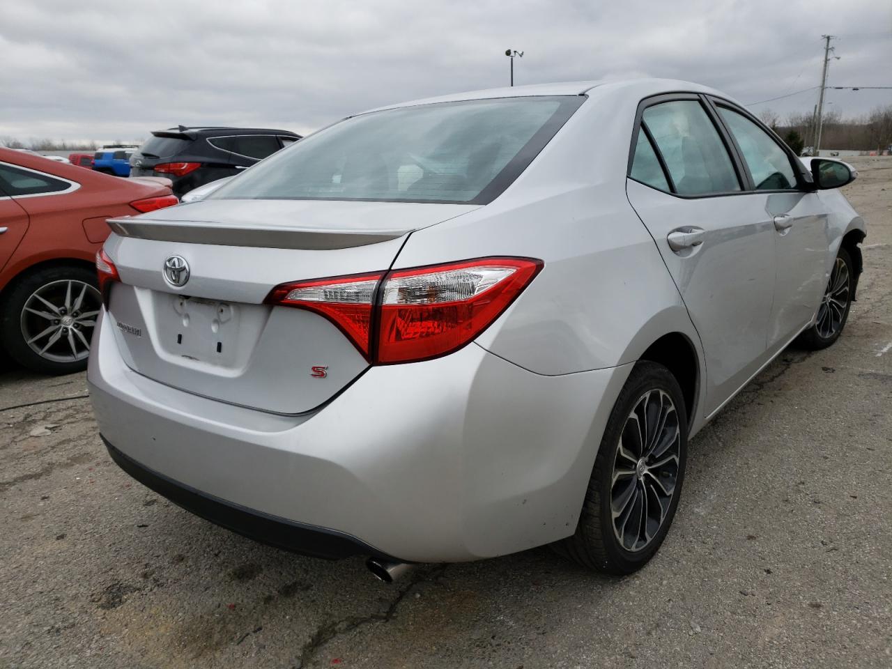 Photo 4 from auction – 2016 TOYOTA COROLLA L with VIN 5YFBURHE0GP556892
