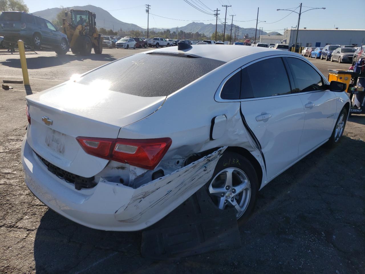 Photo 4 from auction – 2017 CHEVROLET MALIBU LS with VIN 1G1ZB5ST6HF215910