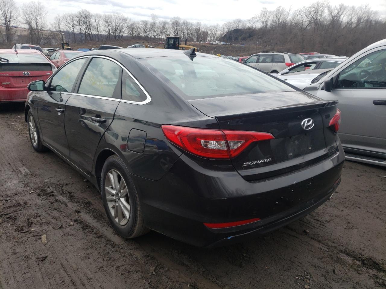 Photo 3 from auction – 2015 HYUNDAI SONATA SE with VIN 5NPE24AF8FH009423