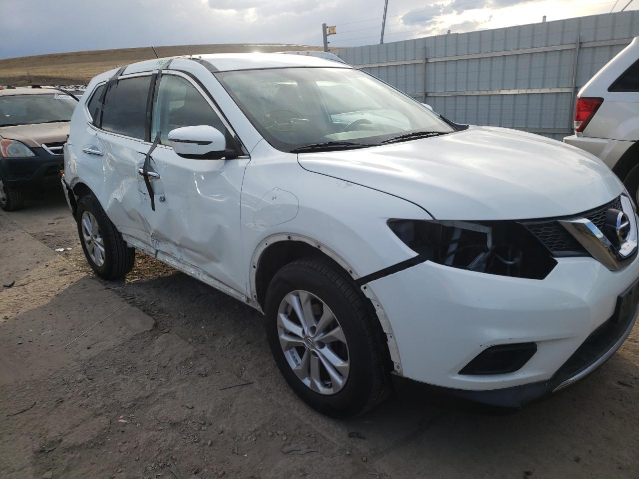 Photo 9 from auction – 2016 NISSAN ROGUE S with VIN KNMAT2MV6GP717761