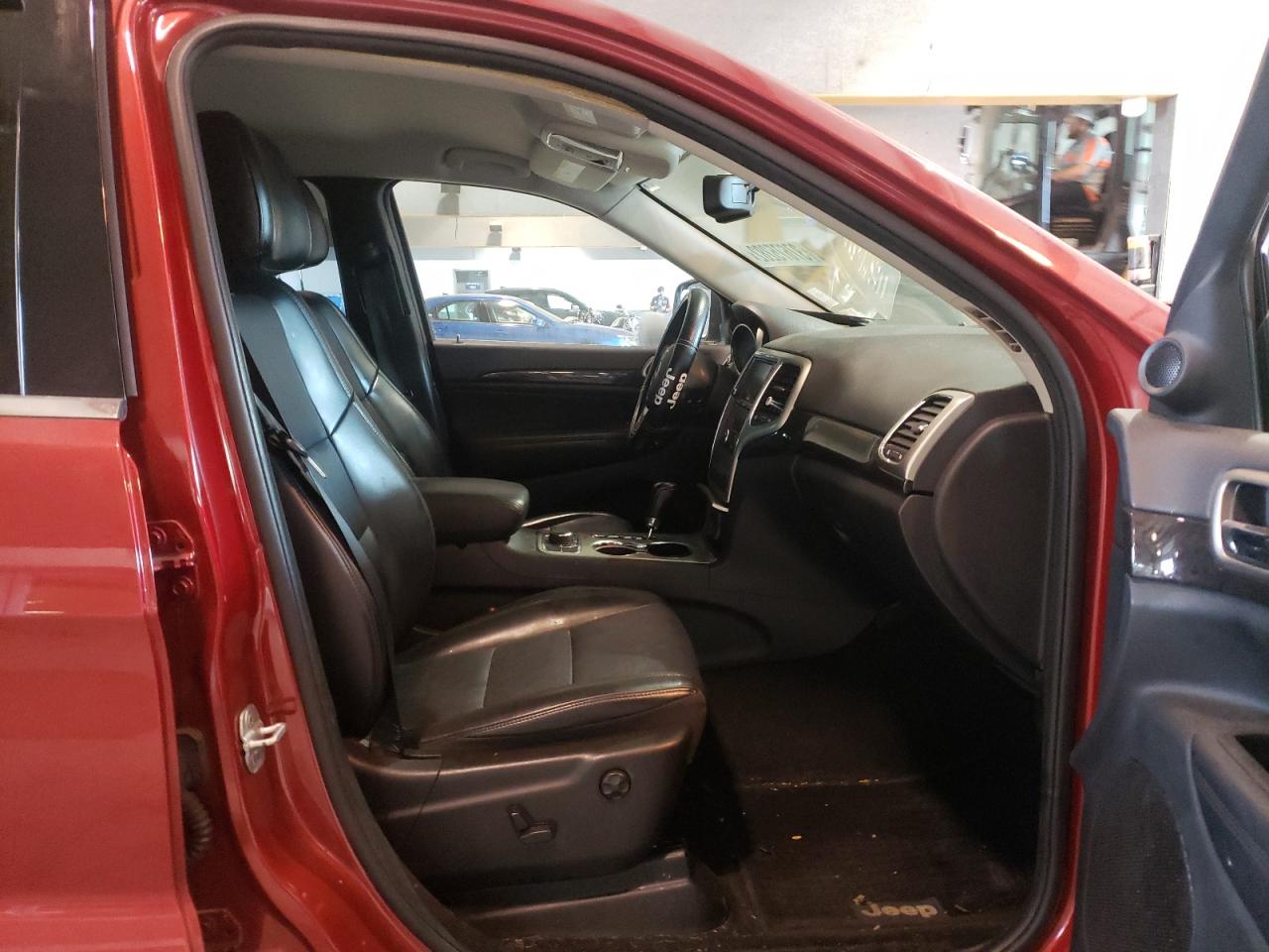 Photo 5 from auction – 2011 JEEP GRAND CHER with VIN 1J4RR4GT3BC523450