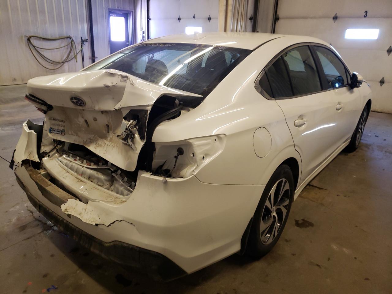 Photo 4 from auction – 2022 SUBARU LEGACY PRE with VIN 4S3BWAD61N3006777