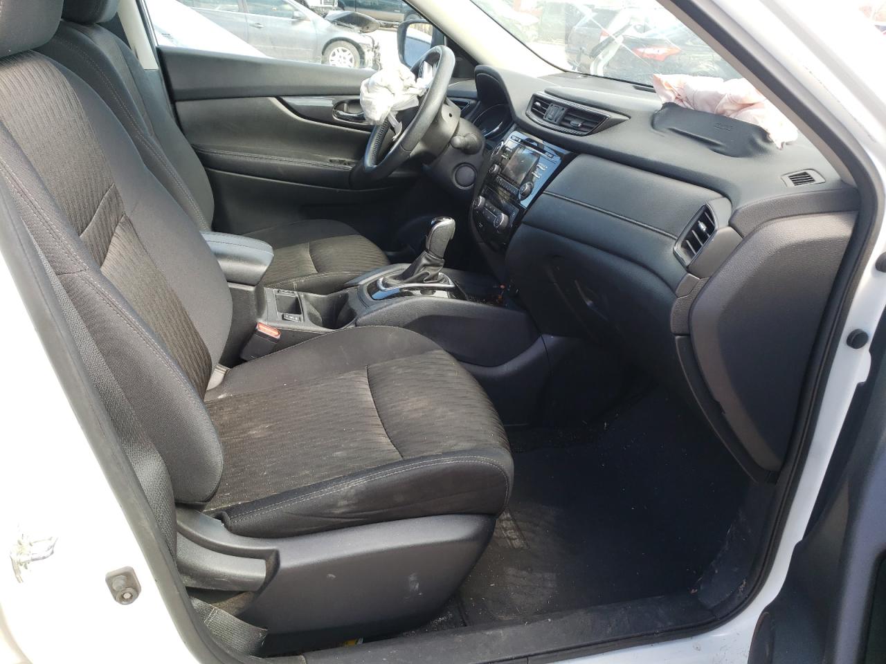 Photo 5 from auction – 2017 NISSAN ROGUE SV with VIN 5N1AT2MV2HC878807