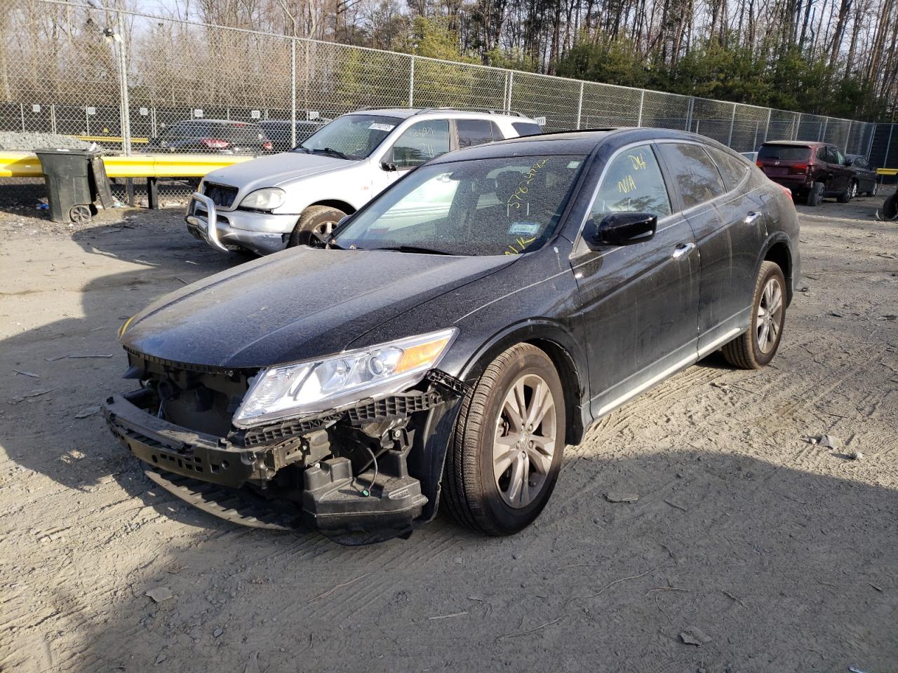 Photo 2 from auction – 2015 HONDA CROSSTOUR with VIN 5J6TF2H55FL003002