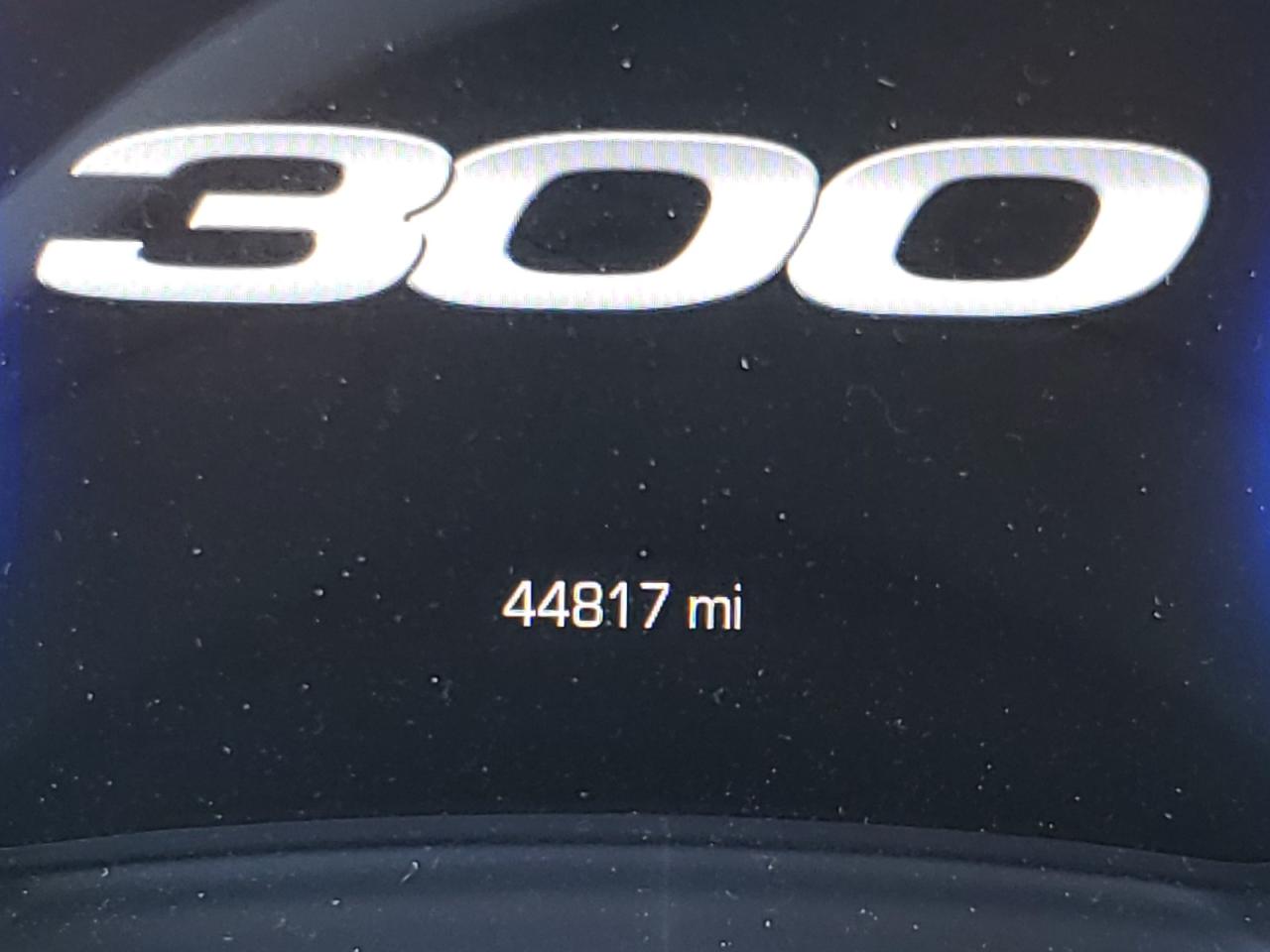 Photo 8 from auction – 2017 CHRYSLER 300C with VIN 2C3CCAEG9HH541740