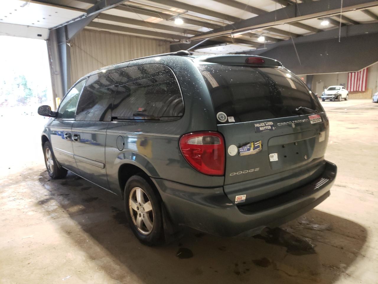 Photo 3 from auction – 2005 DODGE GRAND CARA with VIN 2D4GP44L15R169983