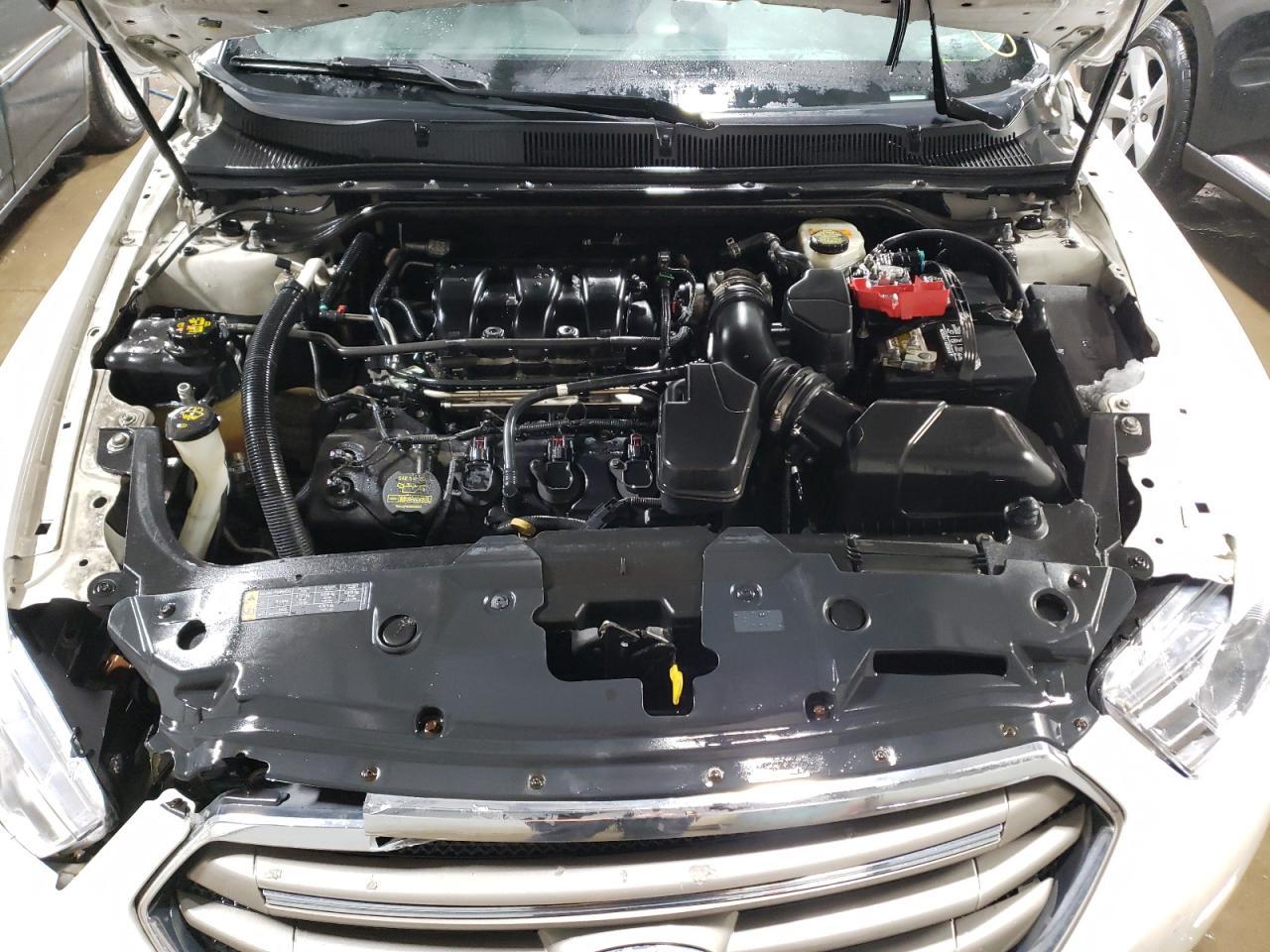 Photo 7 from auction – 2013 FORD TAURUS SEL with VIN 1FAHP2E80DG155501