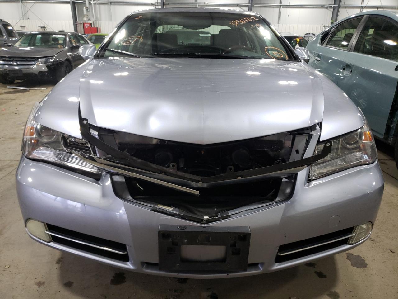 Photo 9 from auction – 2011 ACURA RL with VIN JH4KB2F61BC001006