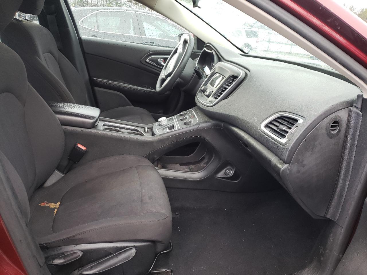 Photo 5 from auction – 2015 CHRYSLER 200 LX with VIN 1C3CCCFB9FN601356